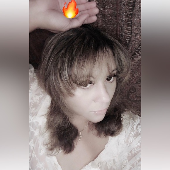 Meet your Posher, Jessica - Picture 2 of 16